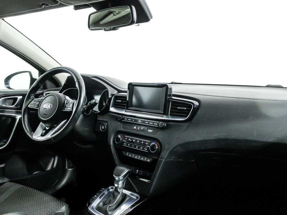 Kia Ceed 2019 года с пробегом. Фото: #8