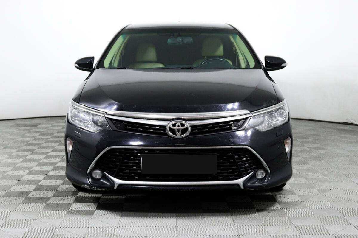 Toyota Camry 2017 года с пробегом. Фото: #1