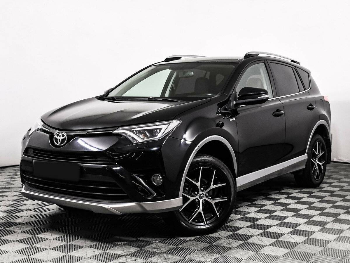 Toyota RAV4 2017 года с пробегом. Посмотреть фото