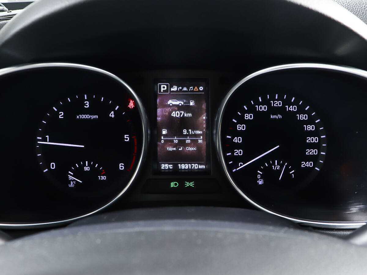 Hyundai Santa Fe 2016 года с пробегом. Фото: #13