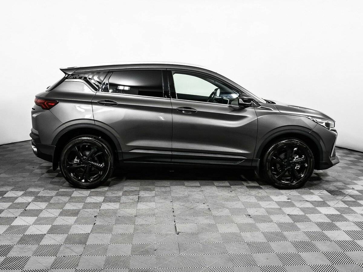 Geely Coolray 2024 года с пробегом. Фото: #3