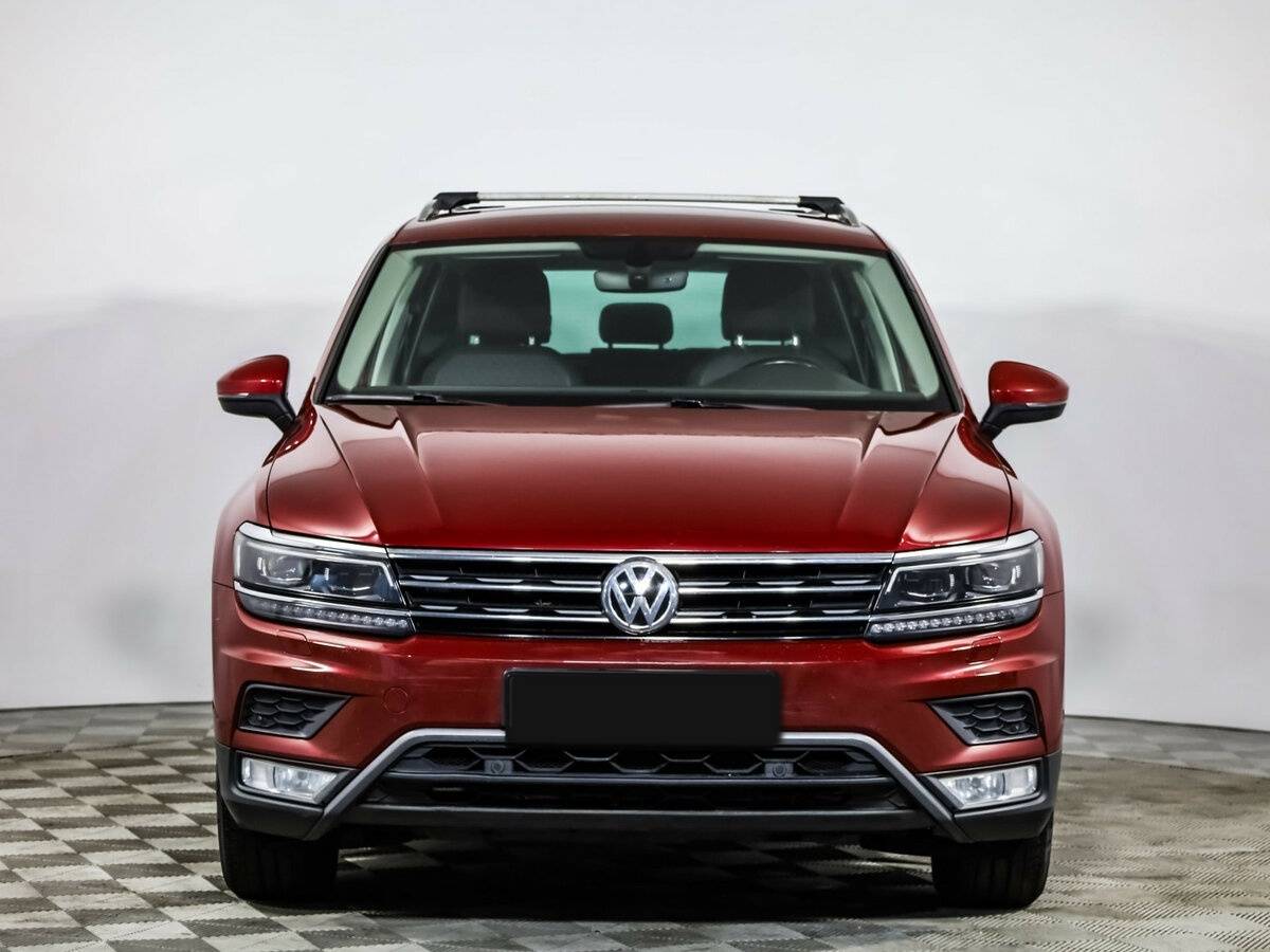 Volkswagen Tiguan 2017 года с пробегом. Фото: #1