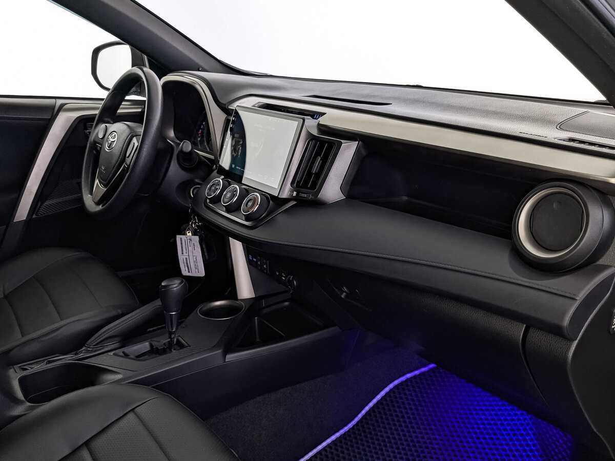 Toyota RAV4 2014 года с пробегом. Фото: #12