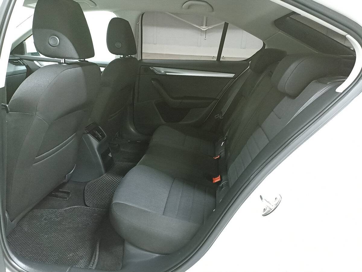 Skoda Octavia 2013 года с пробегом. Фото: #11