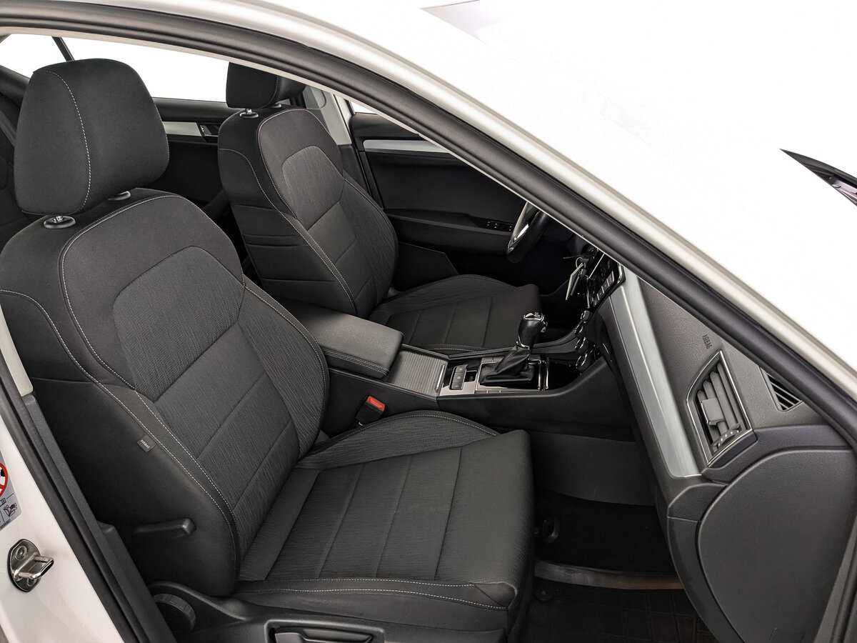 Skoda Superb 2018 года с пробегом. Фото: #23