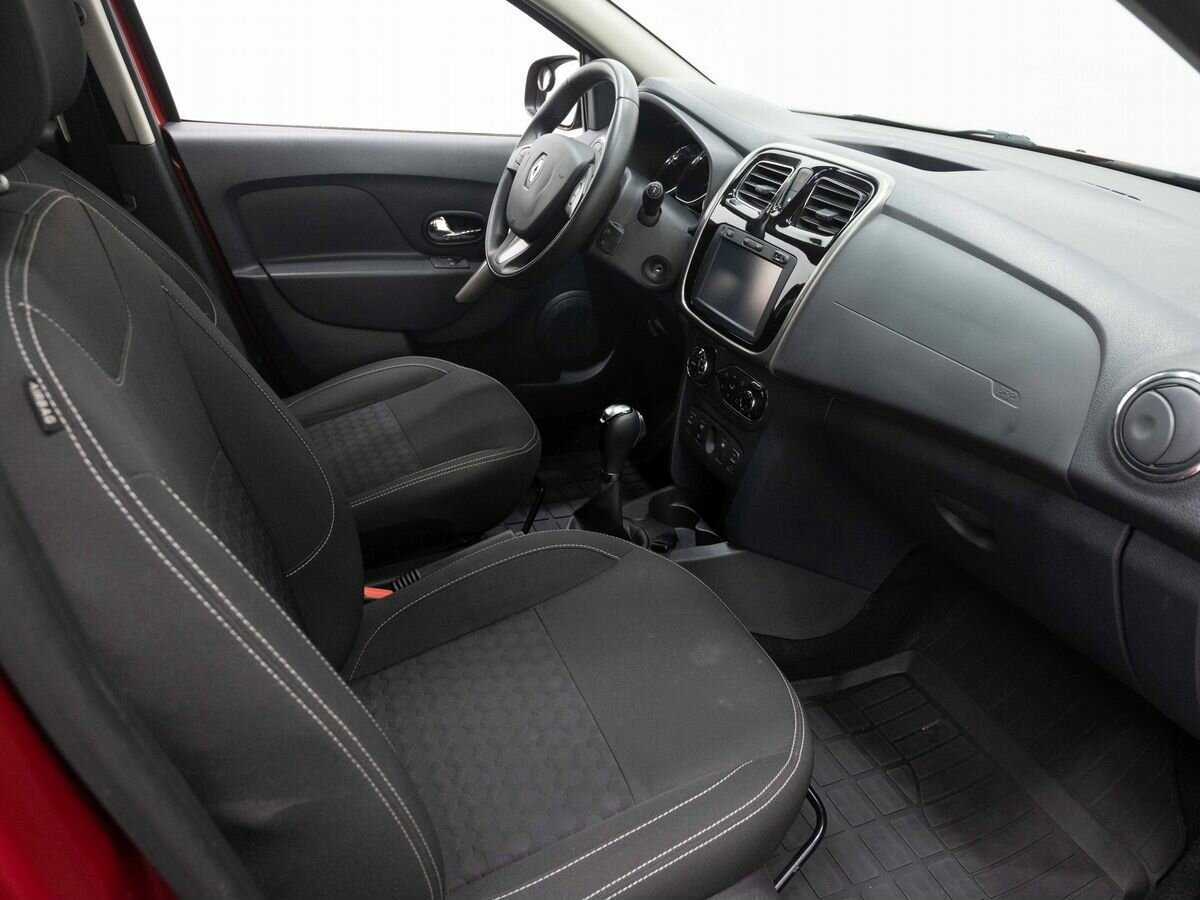 Renault Sandero 2017 года с пробегом. Фото: #11