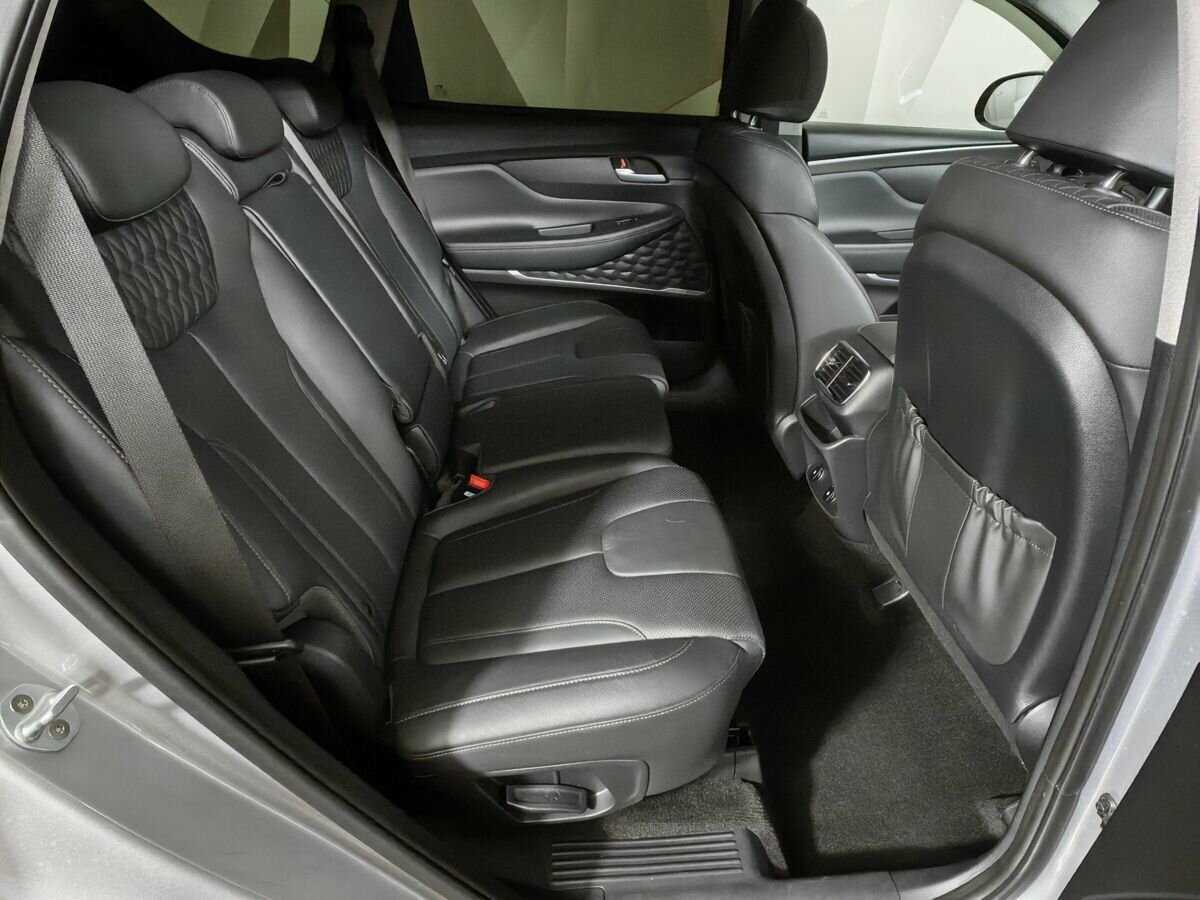 Hyundai Santa Fe 2019 года с пробегом. Фото: #11