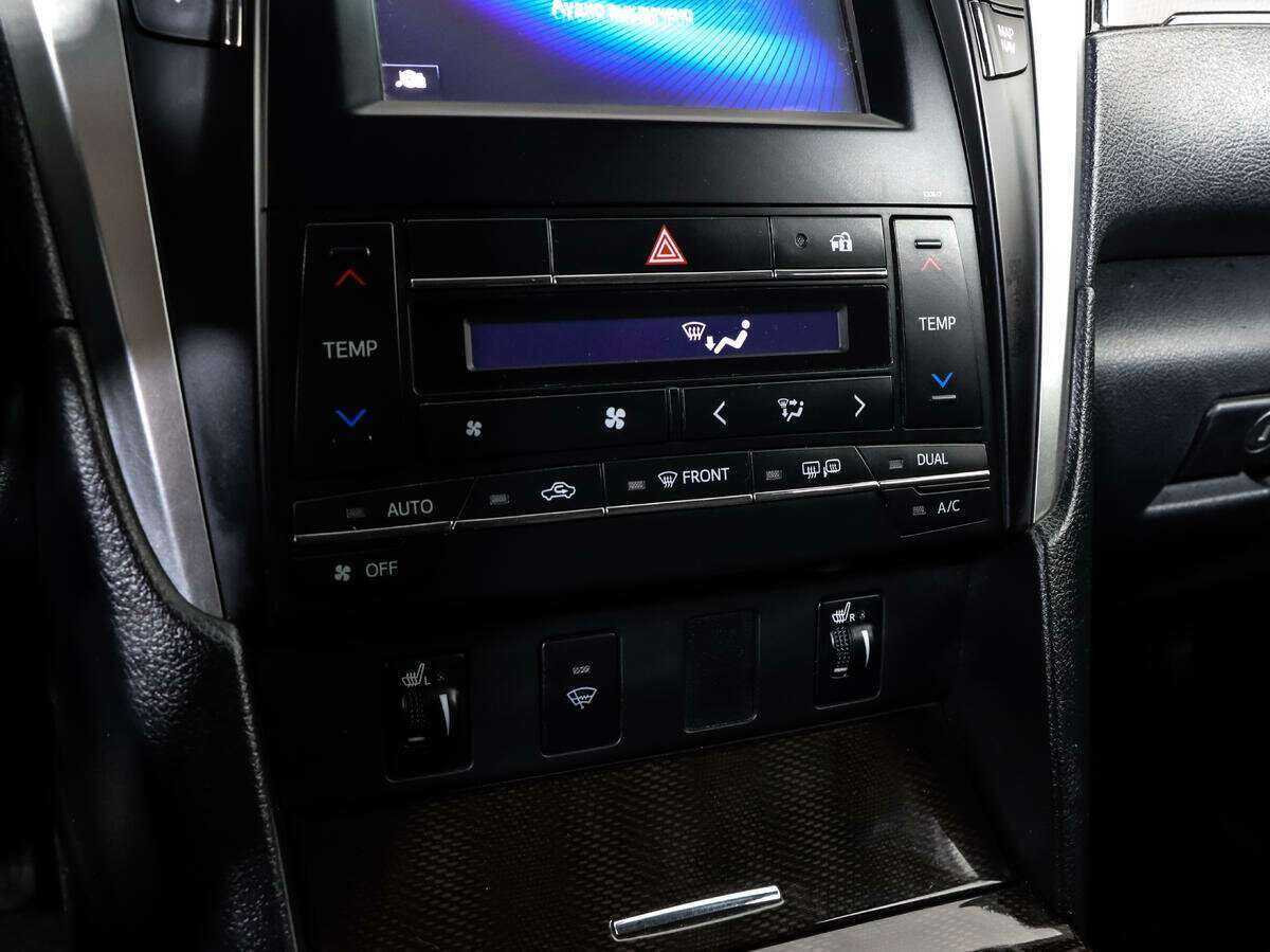 Toyota Camry 2017 года с пробегом. Фото: #16