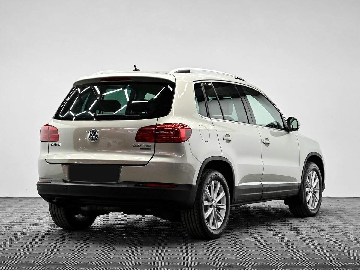 Volkswagen Tiguan 2012 года с пробегом. Фото: #3
