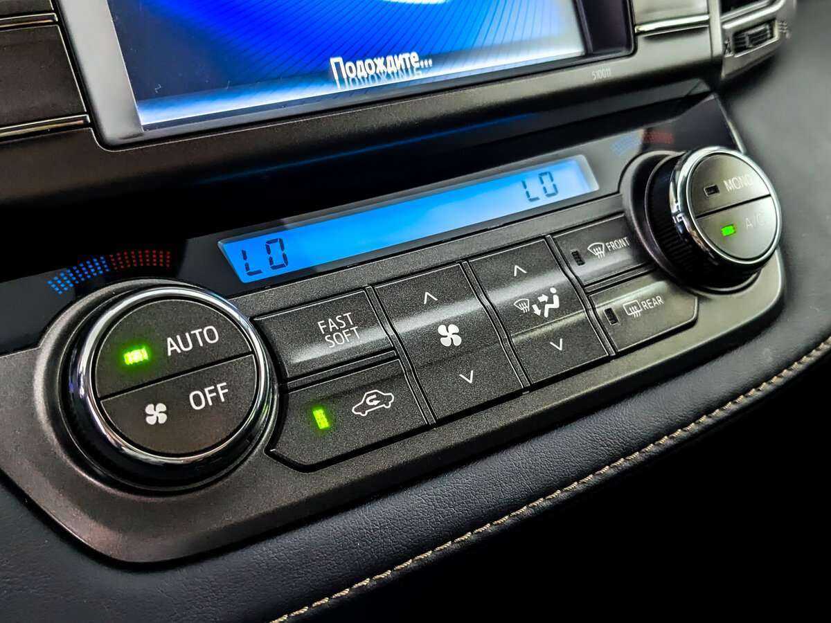 Toyota RAV4 2014 года с пробегом. Фото: #19