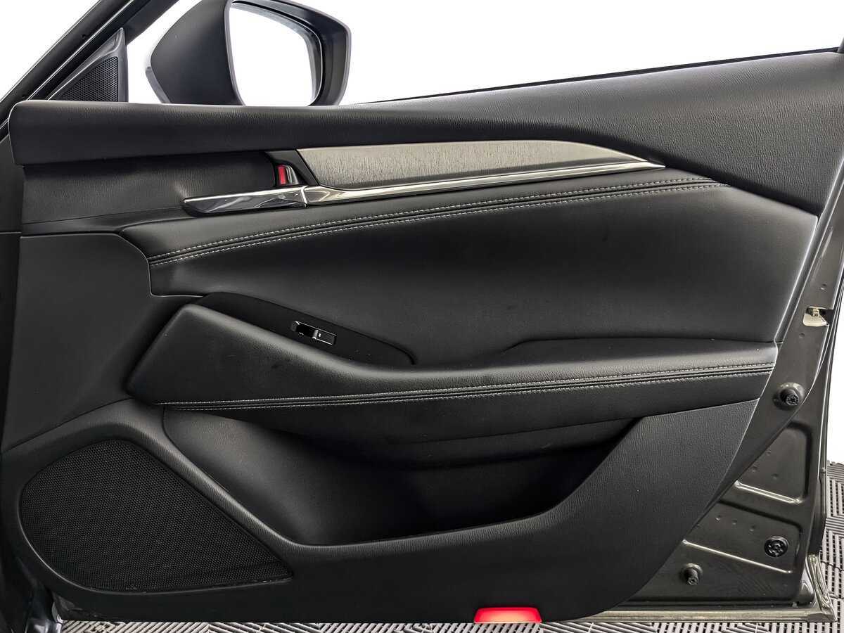 Mazda 6 2019 года с пробегом. Фото: #20