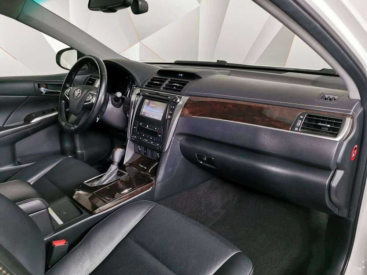 Toyota Camry 2016 года с пробегом. Фото: #7