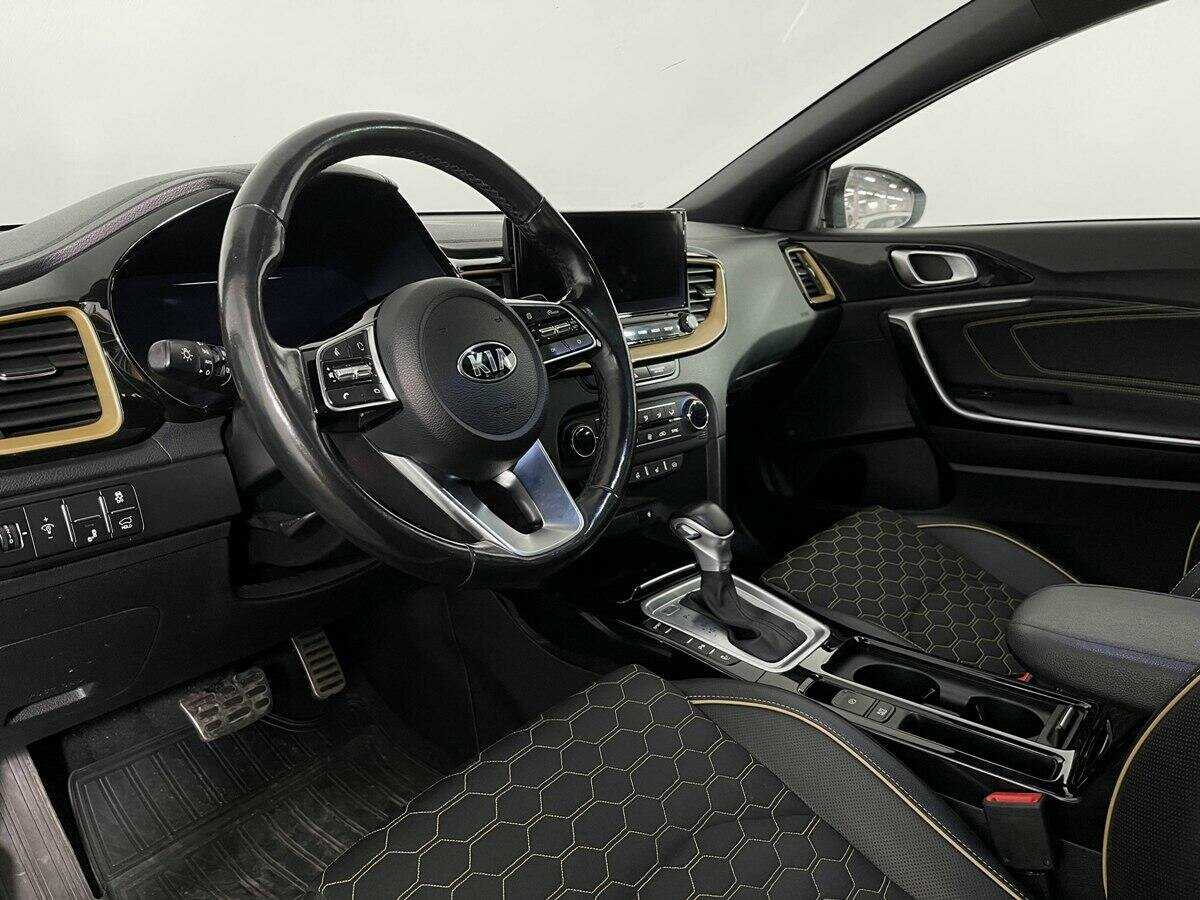 Kia XCeed 2020 года с пробегом. Фото: #12