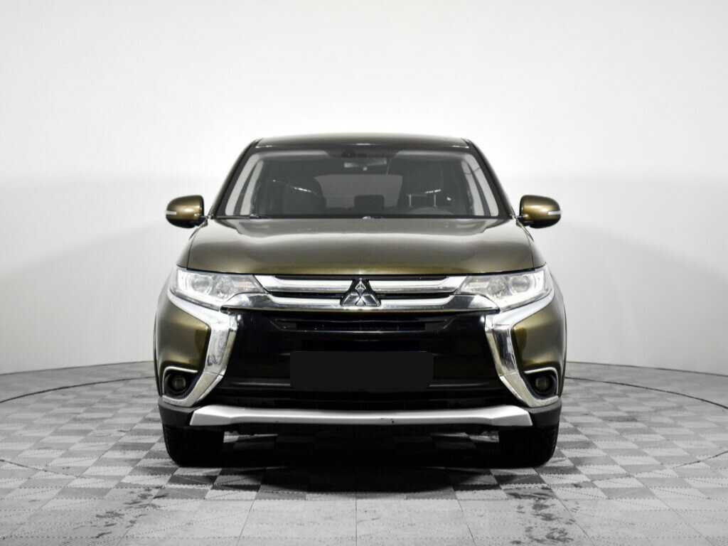 Mitsubishi Outlander 2017 года с пробегом. Фото: #1