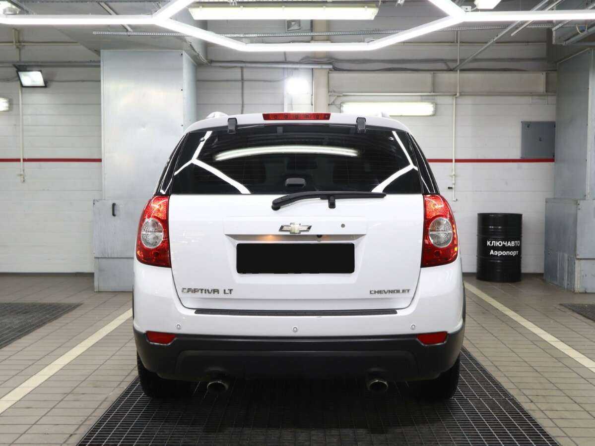 Chevrolet Captiva 2012 года с пробегом. Фото: #3
