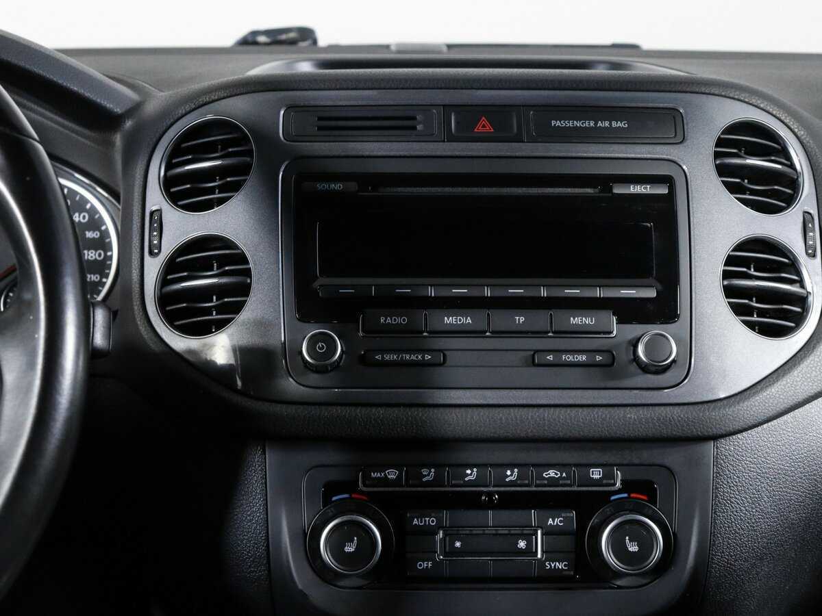 Volkswagen Tiguan 2012 года с пробегом. Фото: #9
