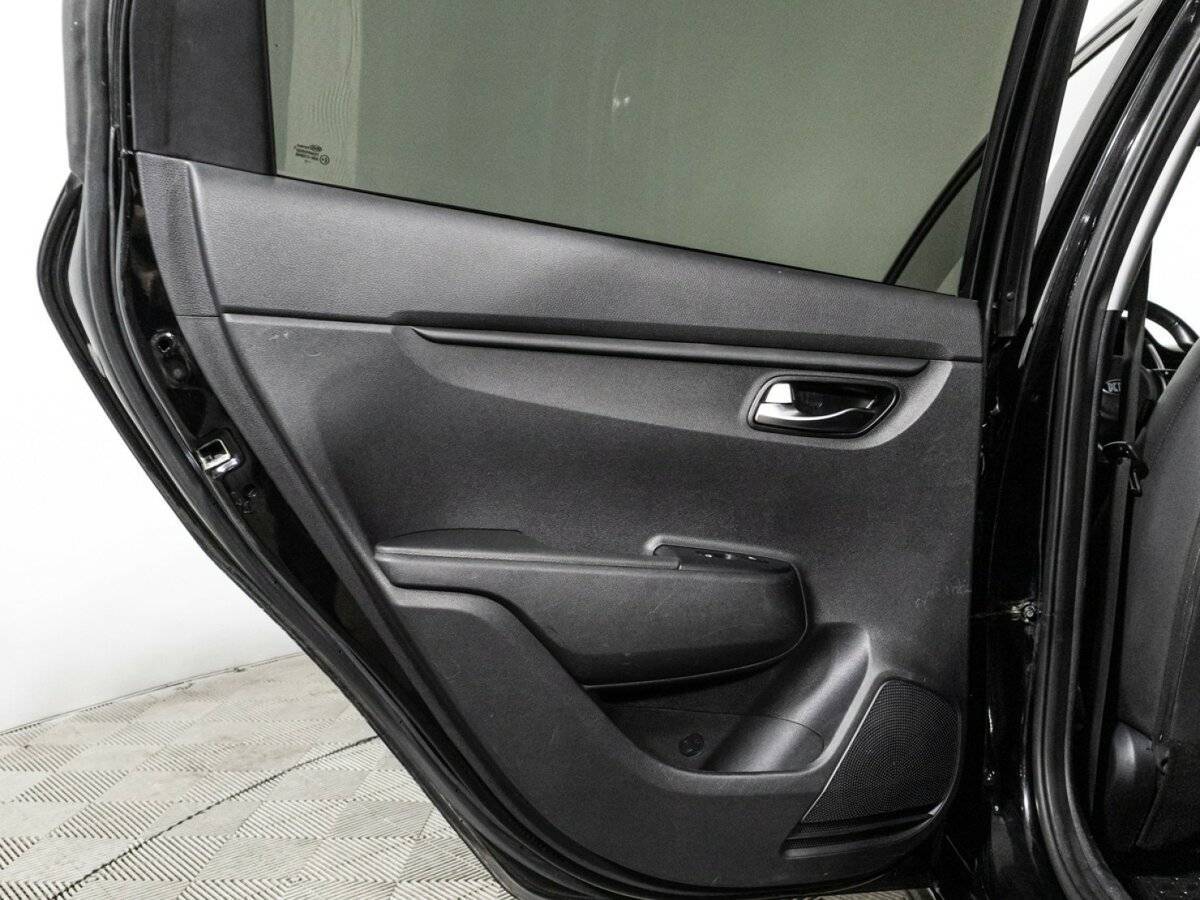 Kia Rio 2021 года с пробегом. Фото: #26