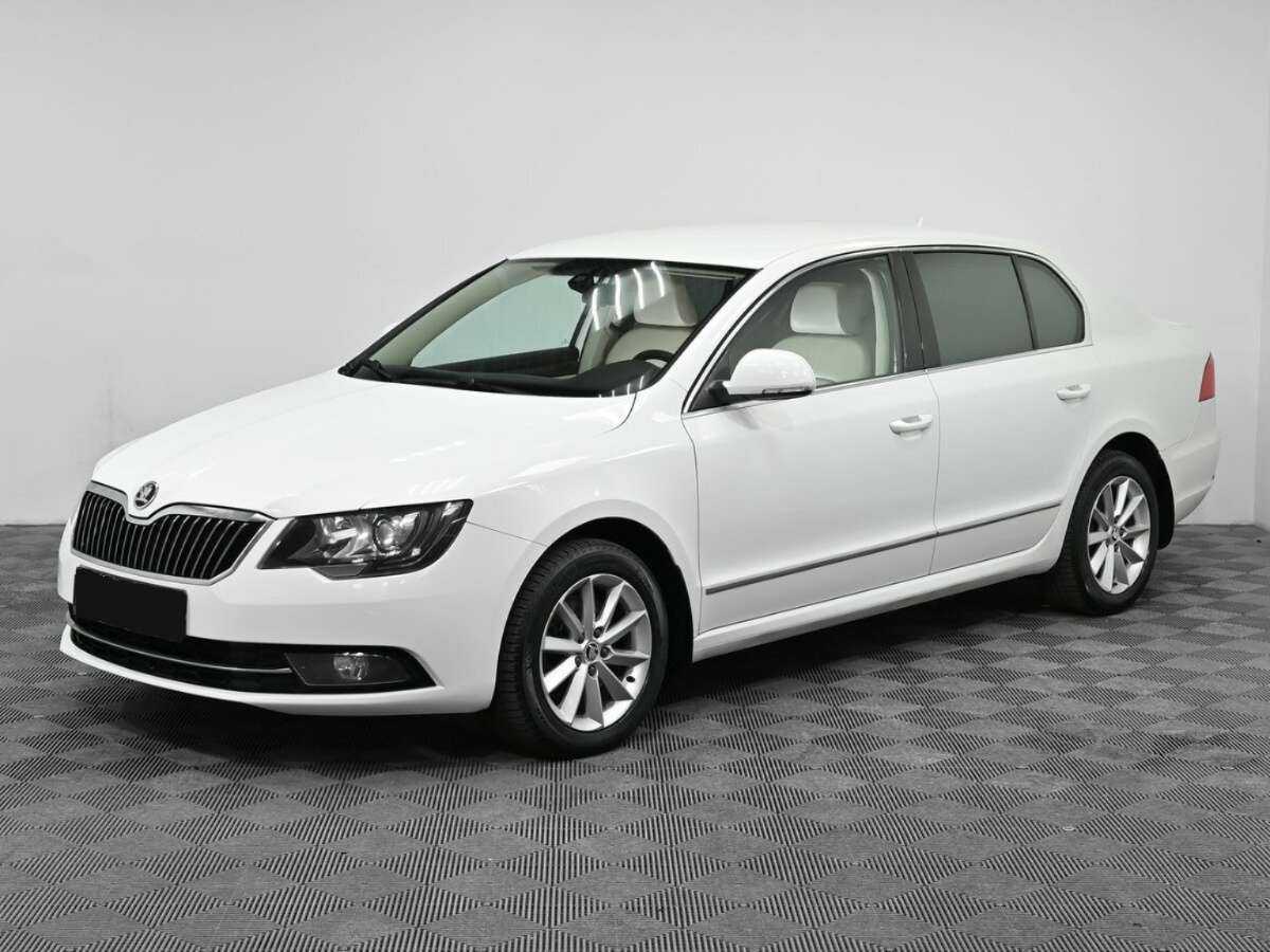 Skoda Superb 2013 года с пробегом. Фото: #0
