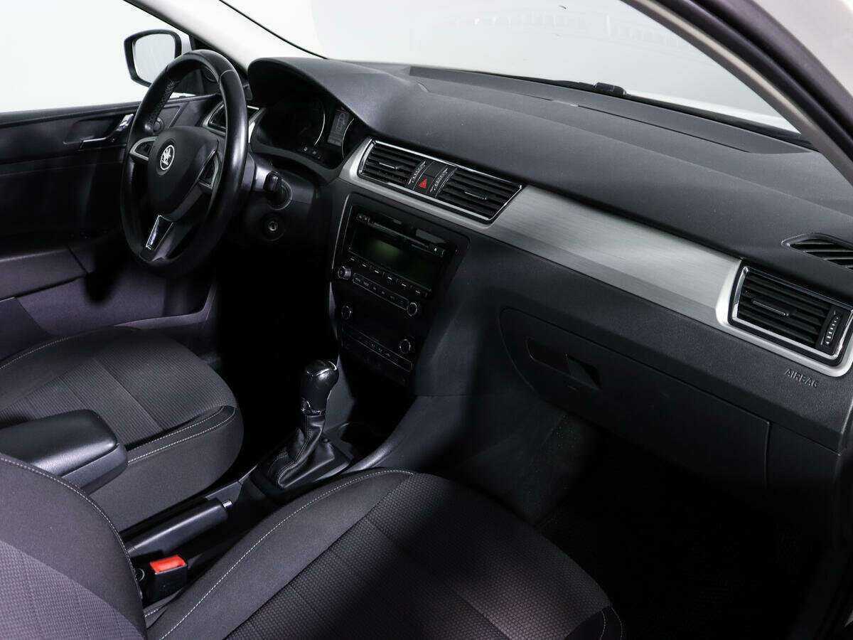 Skoda Rapid 2014 года с пробегом. Фото: #7