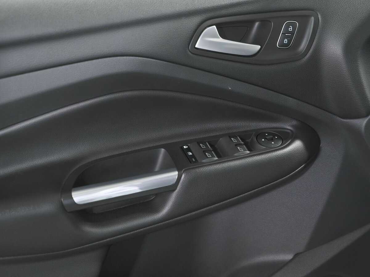 Ford Kuga 2018 года с пробегом. Фото: #13