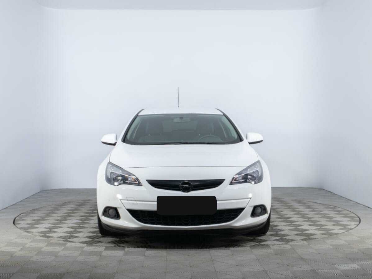 Opel Astra 2014 года с пробегом. Фото: #1