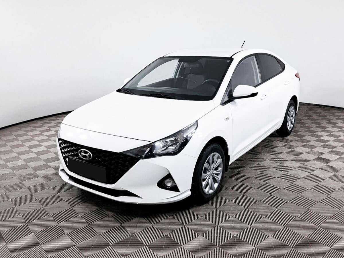 Hyundai Solaris 2021 года с пробегом. Посмотреть фото