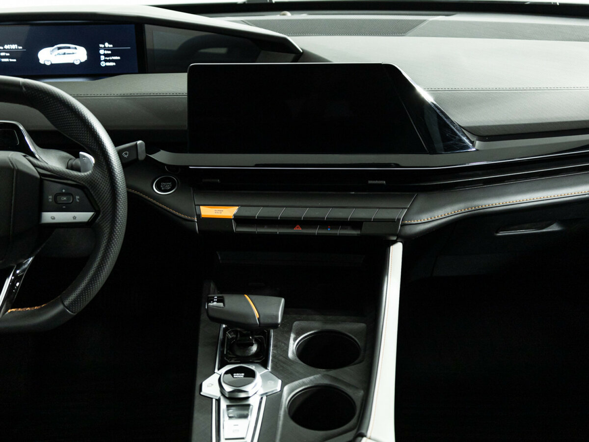 Changan UNI-V 2024 года с пробегом. Фото: #13