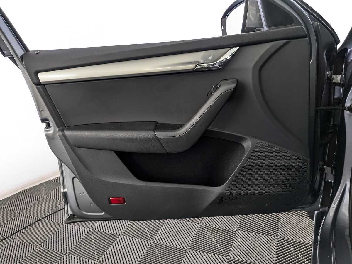 Skoda Octavia 2015 года с пробегом. Фото: #14