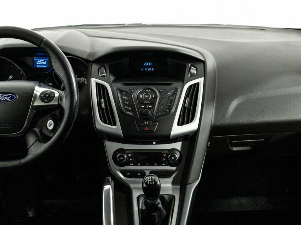 Ford Focus 2013 года с пробегом. Фото: #13