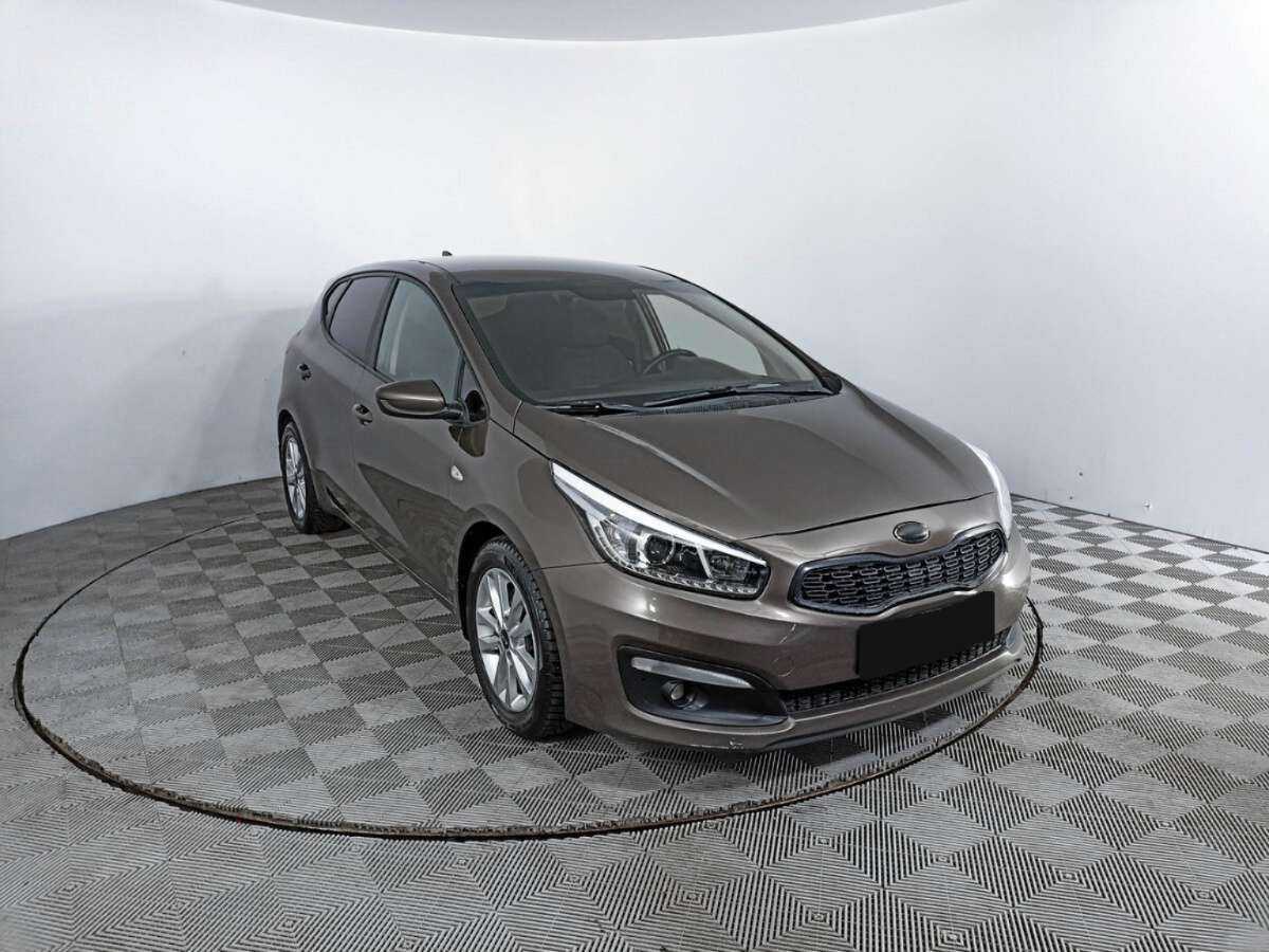 Kia Ceed 2018 года с пробегом. Фото: #2