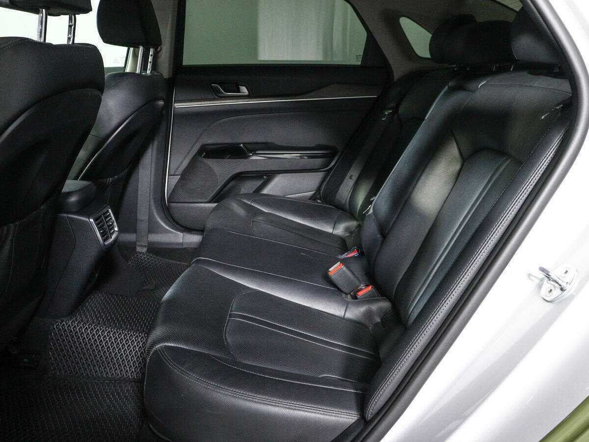 Kia K5 2020 года с пробегом. Фото: #9