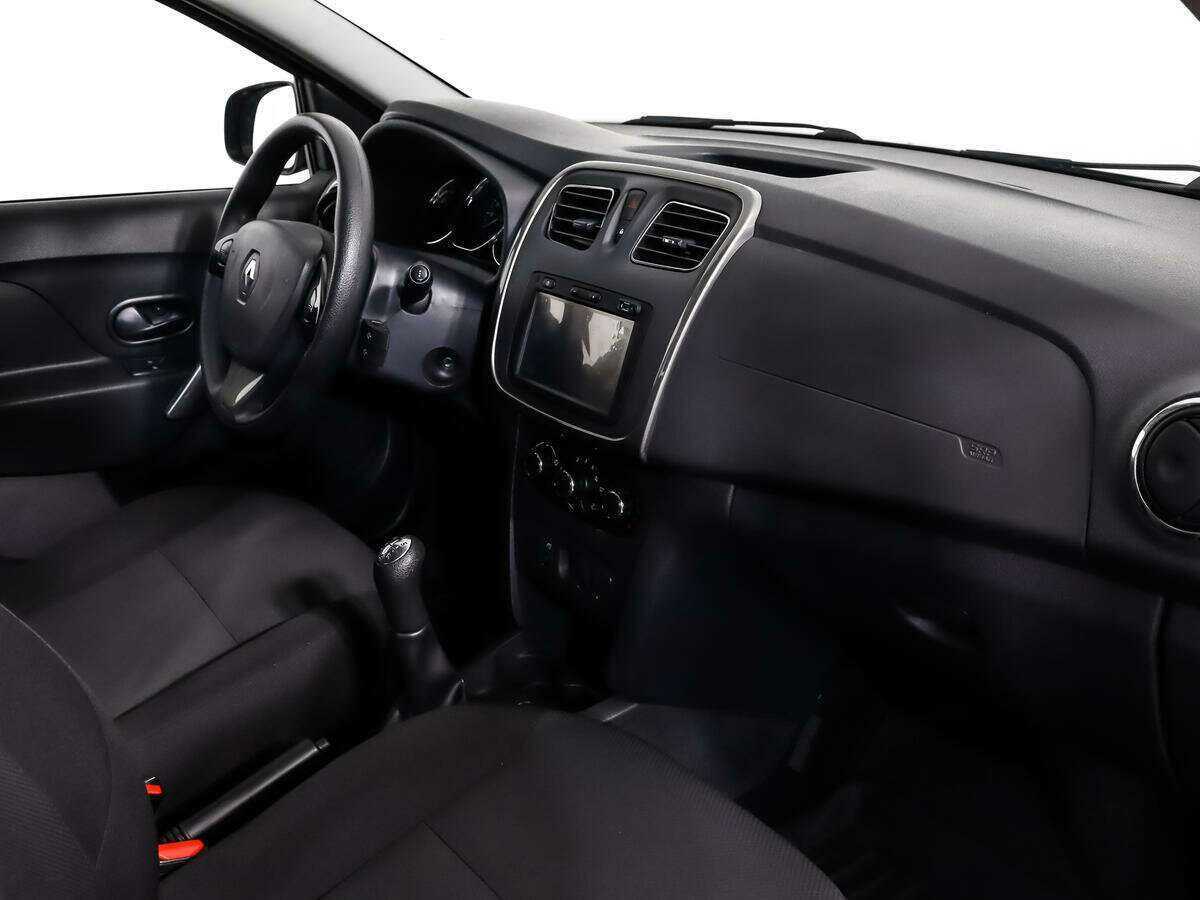 Renault Sandero 2015 года с пробегом. Фото: #10