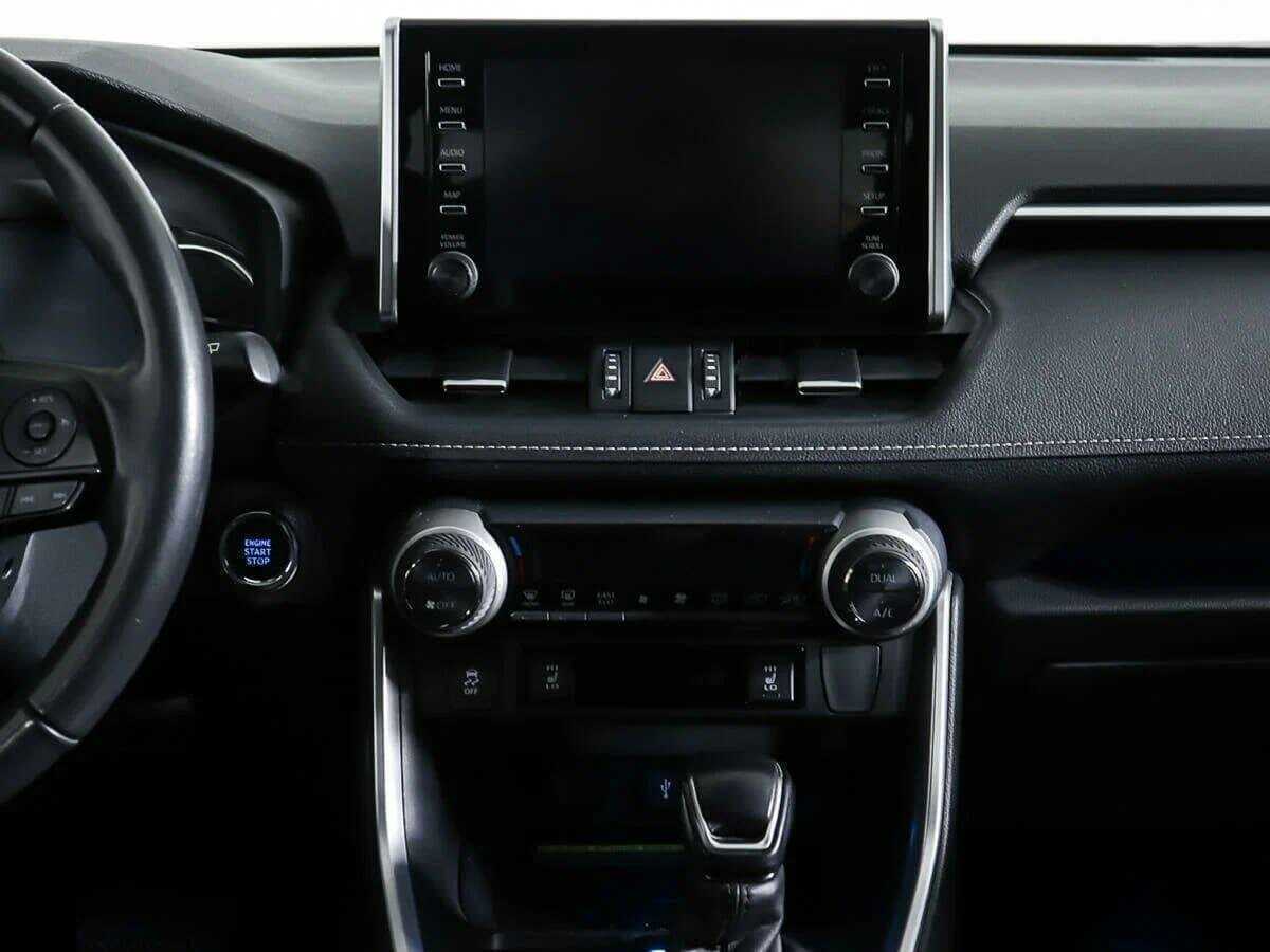 Toyota RAV4 2021 года с пробегом. Фото: #12