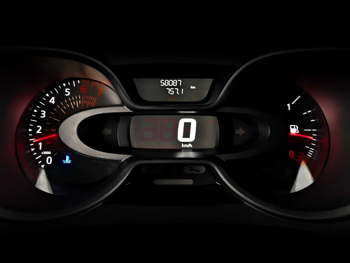 Renault Kaptur 2021 года с пробегом. Фото: #12