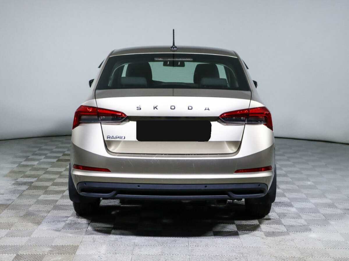 Skoda Rapid 2021 года с пробегом. Фото: #5