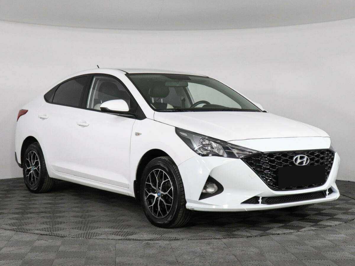 Hyundai Solaris 2022 года с пробегом. Фото: #2