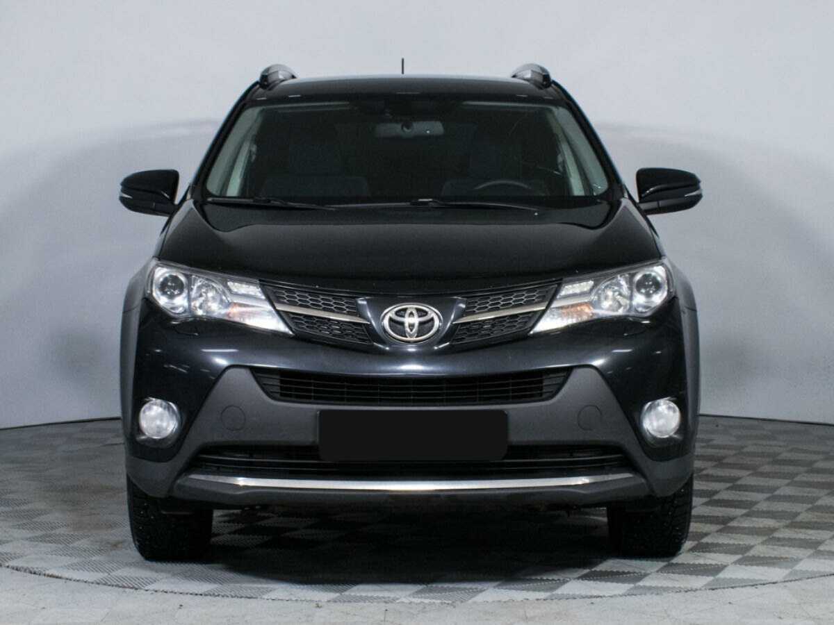 Toyota RAV4 2015 года с пробегом. Фото: #1