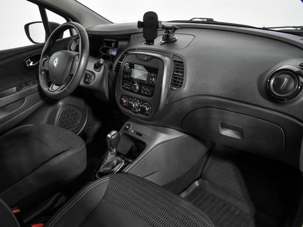 Renault Kaptur 2018 года с пробегом. Фото: #12