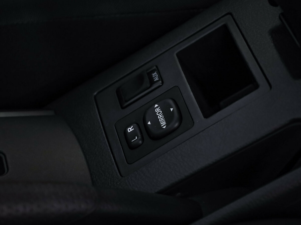 Toyota RAV4 2012 года с пробегом. Фото: #16