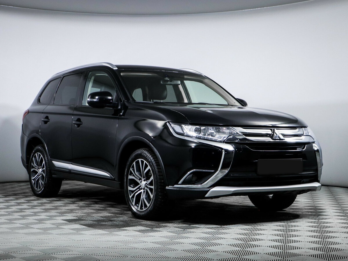 Mitsubishi Outlander 2015 года с пробегом. Фото: #2
