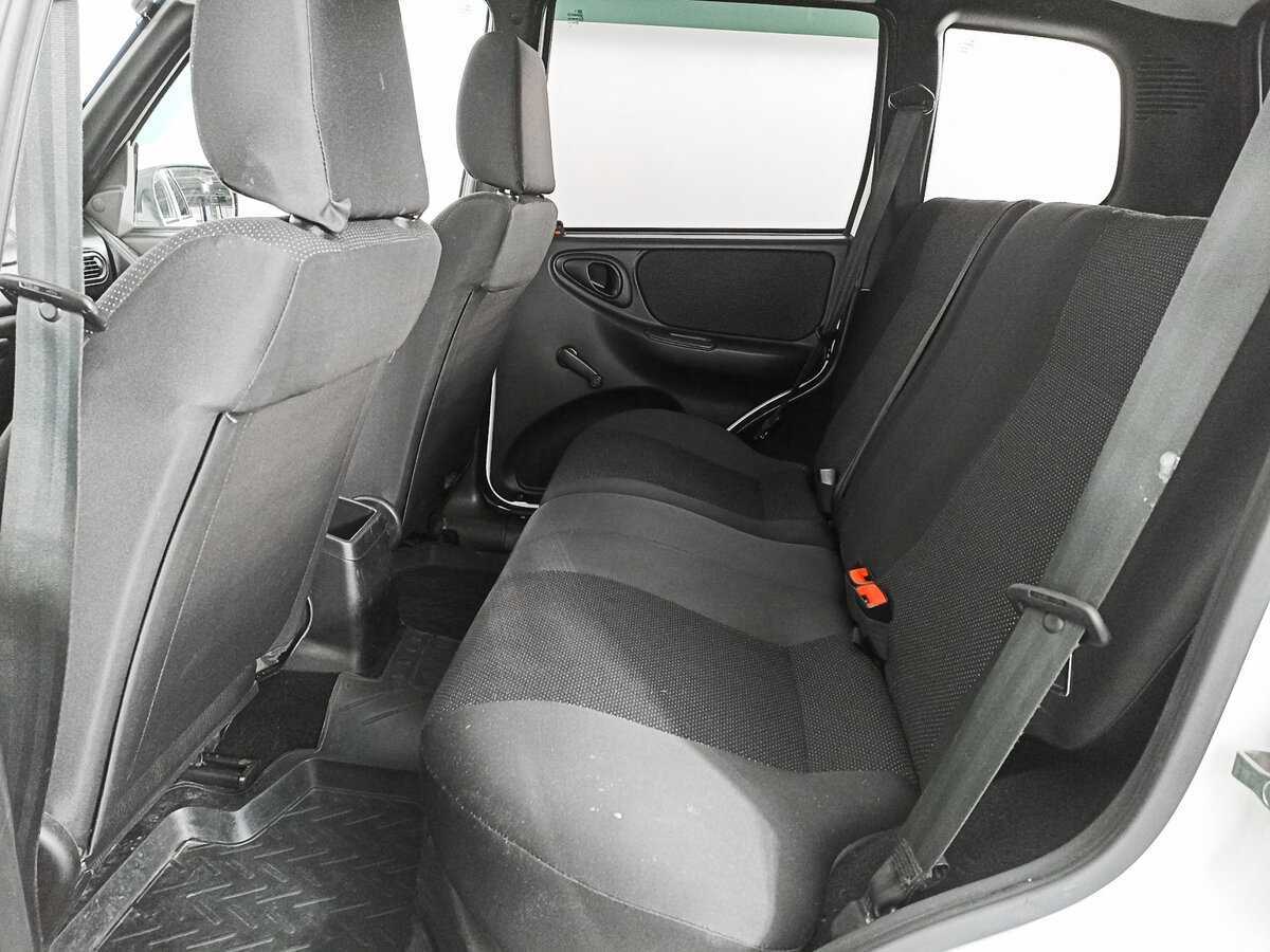 Chevrolet Niva 2015 года с пробегом. Фото: #7