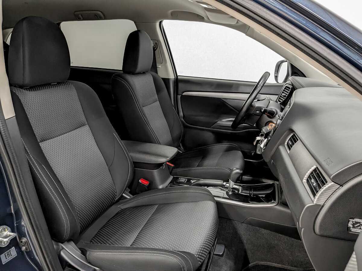 Mitsubishi Outlander 2017 года с пробегом. Фото: #22