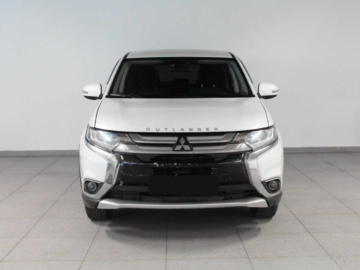Mitsubishi Outlander 2017 года с пробегом. Фото: #1