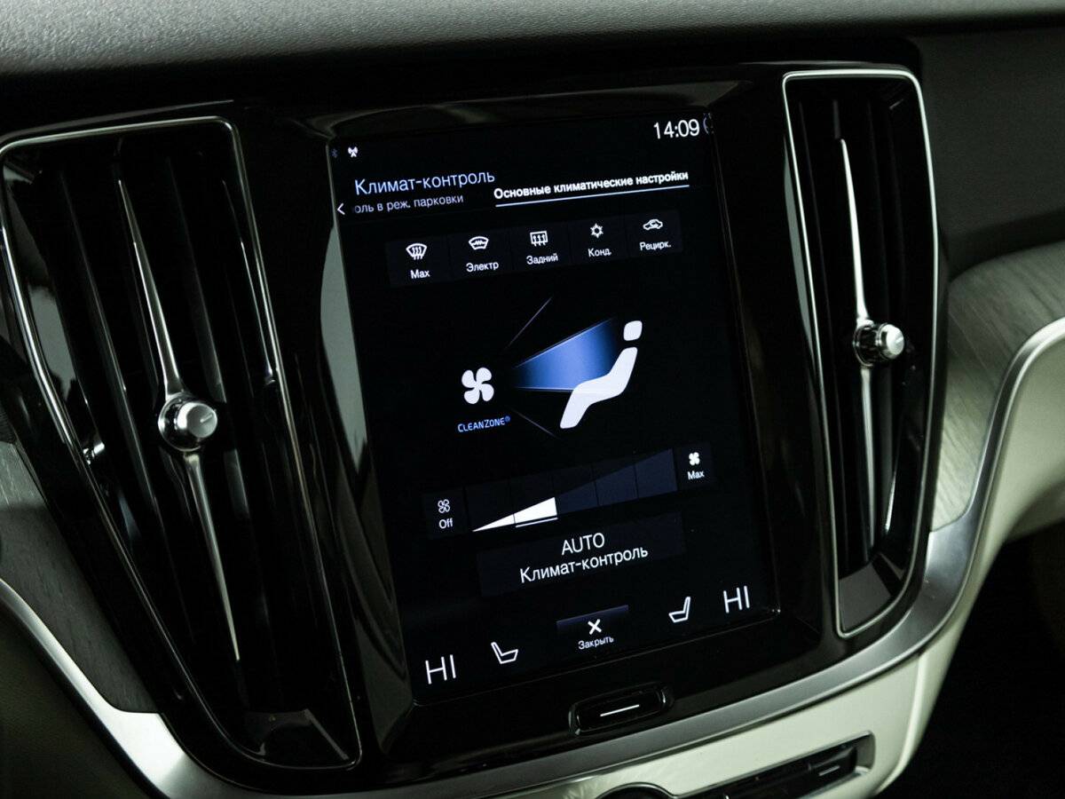 Volvo V60 2018 года с пробегом. Фото: #17