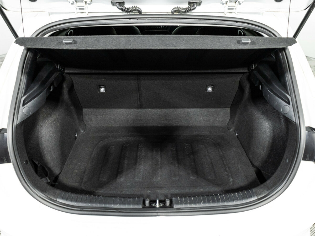 Kia Ceed 2019 года с пробегом. Фото: #14