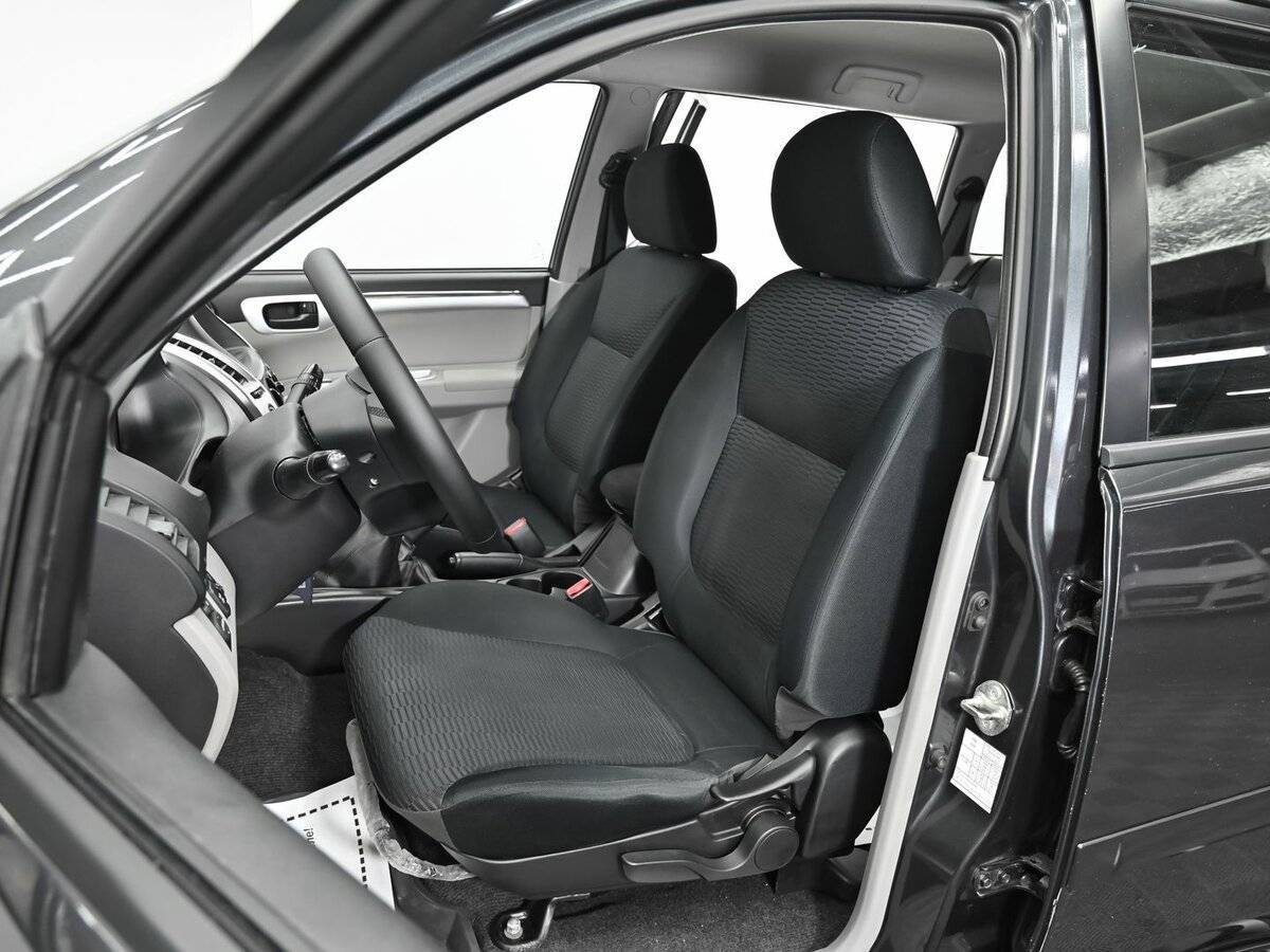 Mitsubishi Pajero Sport 2012 года с пробегом. Фото: #5