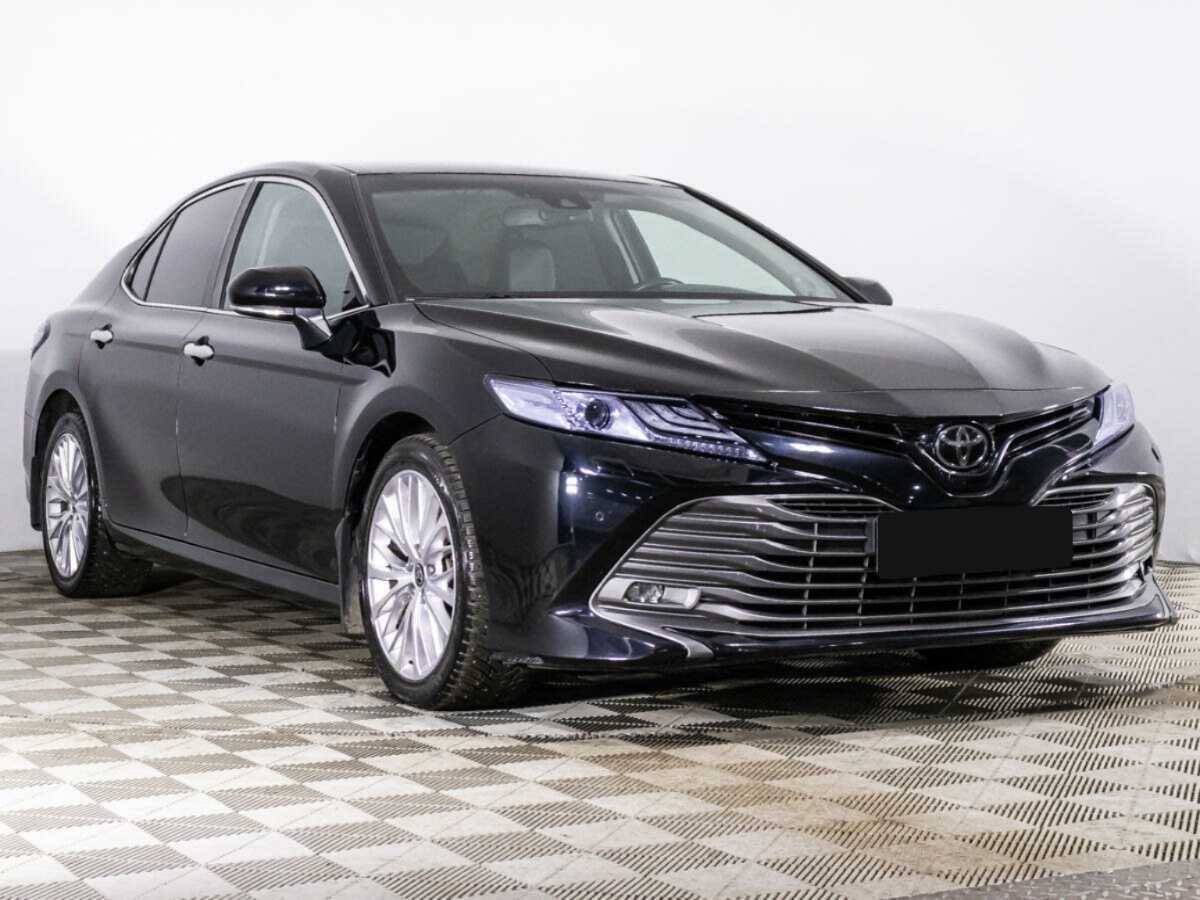 Toyota Camry 2020 года с пробегом. Фото: #2