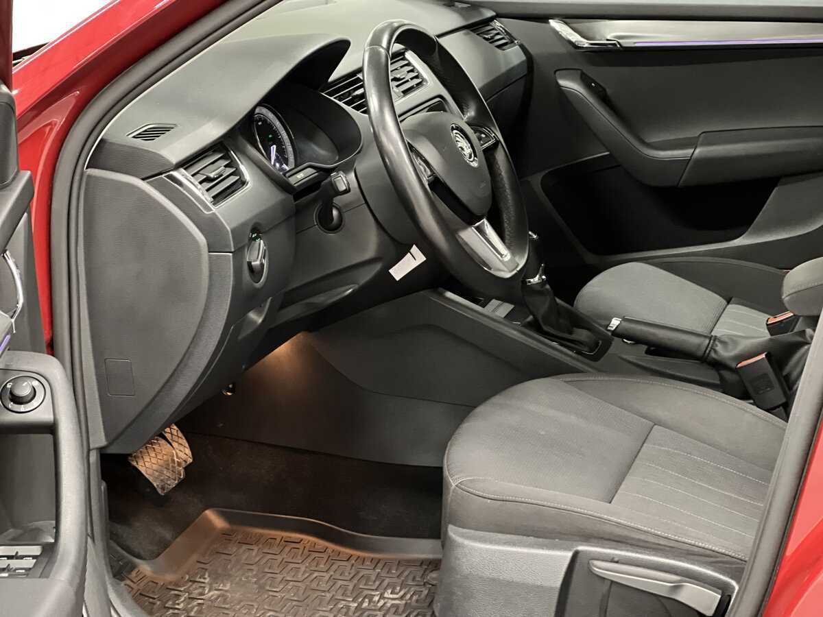 Skoda Octavia 2017 года с пробегом. Фото: #15