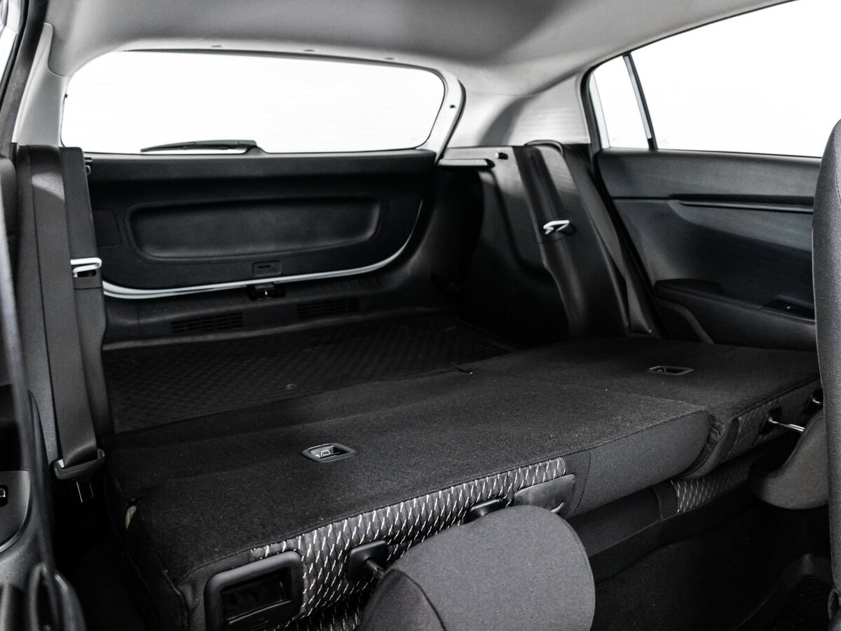 Kia Rio 2018 года с пробегом. Фото: #15