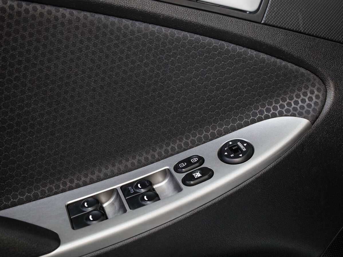 Hyundai Solaris 2015 года с пробегом. Фото: #17